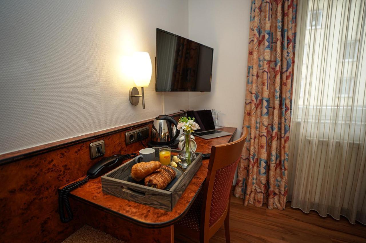 Hotel Miramar Am Roemer Frankfurt am Main Luaran gambar