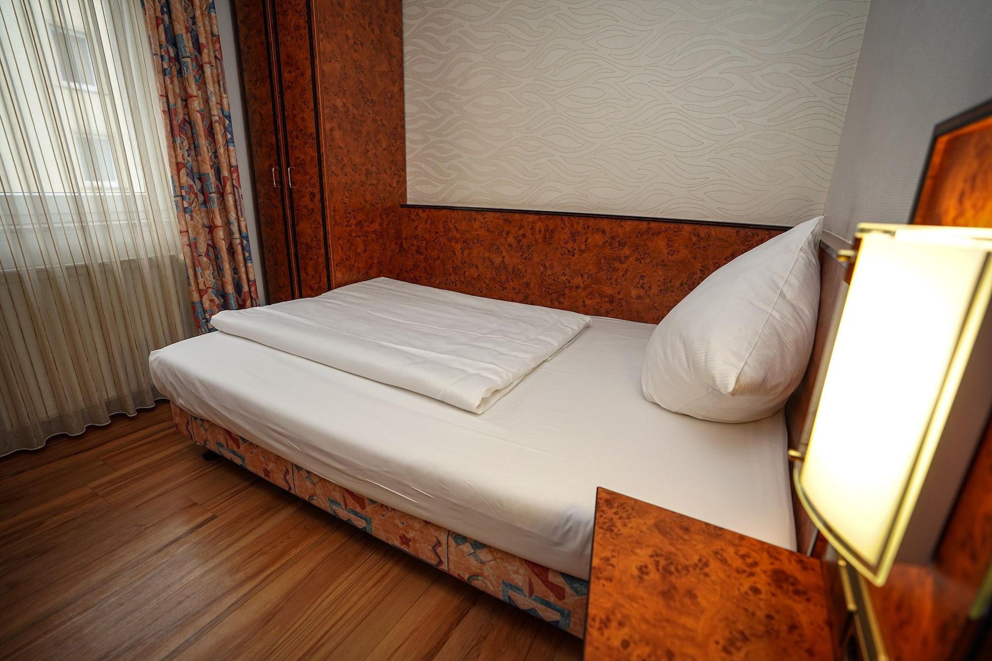 Hotel Miramar Am Roemer Frankfurt am Main Luaran gambar